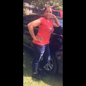 Meet your Posher, Tracy